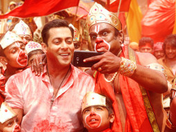 Selfie Le Le Re (Bajrangi Bhaijaan)