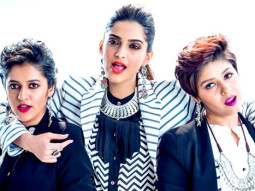 Baal Khade (Khoobsurat)