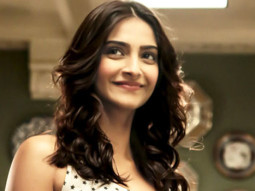 Engine Ki Seeti (Khoobsurat)
