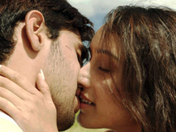 It’s A Wrap: Hottest Kisses Of 2014