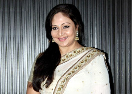 Rati Agnihotri plays Akshay Kumar’s mother in Singh Is Bliing