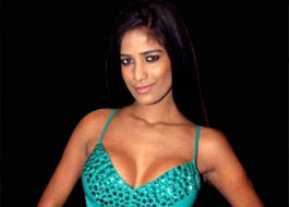 Poonam Pandey in I Am 18