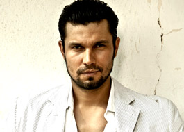 Randeep plays Deepika’s boyfriend in Cocktail