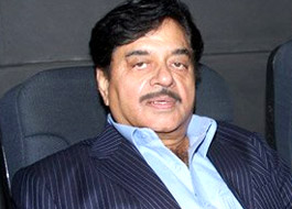 Shatrughan Sinha will be in hospital for another week Shatrughan Sinha will be in hospital for another week