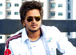 Grand Masti on hold for Riteish