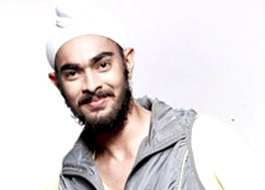 Manjot Singh signed for Fukrey Manjot Singh signed for Fukrey