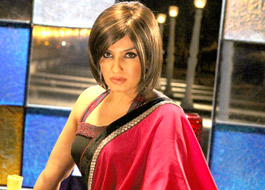 Raveena Tandon plays Shobha De Raveena Tandon plays Shobha De