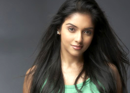 Asin to star opposite Salman Khan in Ready