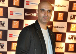 Abbas Tyrewala’s wife Pakhi almost passes out in unpredictable London climate