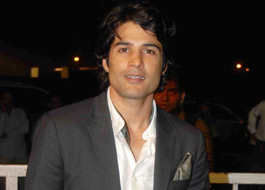 Rajeev Khandelwal gets married to girlfriend Manjiri Kamtikar