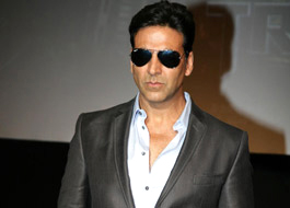 Akshay Kumar gives the title Son Of Sardar to Ajay Devgn