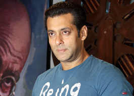 Salman to host 8th Renault Star Guild Awards Salman to host 8th Renault Star Guild Awards