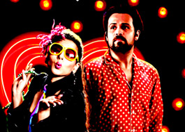 Dil Chahta Hai, Tarzan in Ghanchakkar