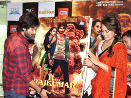 Shahid-Sonakshi-Prabhu Promote ‘R…Rajkumar’ At Reliance Digital