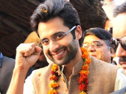 Theatrical Trailer (Youngistan)