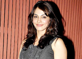 Eesha Koppikhar delivers a baby girl Eesha Koppikhar delivers a baby girl