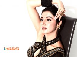 Celeb Wallpapers Of Divya Khosla Kumar