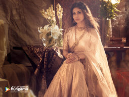 Celebrity wallpapers of Mouni Roy