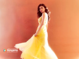 Celeb Wallpapers Of Mouni Roy