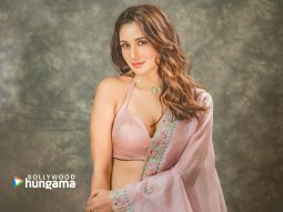 Celebrity wallpaper of Nikita Dutta