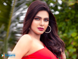 Celeb Wallpapers Of Sherlyn Chopra