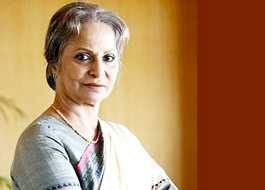 Waheeda Rehman breaks down on Sadhana’s death