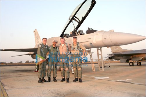 Check Out: Shahid Kapoor flying F-16 at the Aero India Show 2011