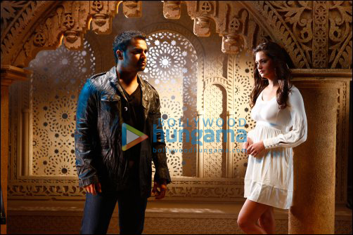 No skin show for Candice Boucher in her Hindi film Azaan