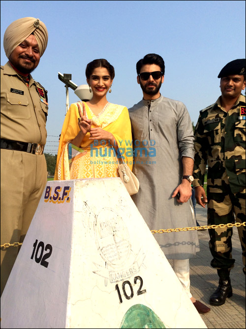 Check out: Sonam Kapoor and Fawad Khan at Wagah Border