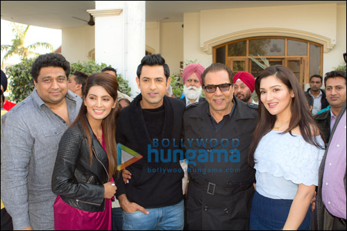 Check out: Dharmendra celebrates his 79th Birthday on the sets of Second Hand Husband