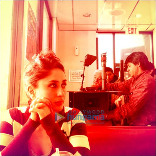Imran Khan clicks Kareena Kapoor on sets of Short Term Shaadi