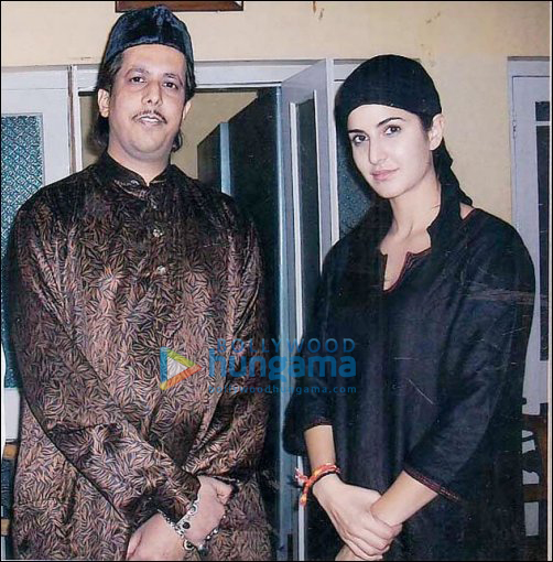 Katrina Kaif visits Ajmer Sharif dargah Katrina Kaif visits Ajmer Sharif dargah