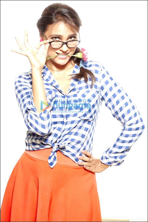 Check out: Lara Dutta’s geeky look in Singh is Bliing