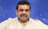 Tired of doing comedies, Paresh Rawal takes up serious roles