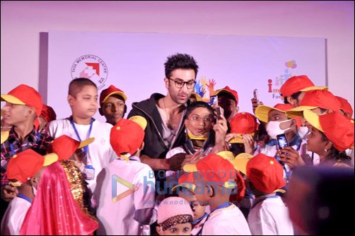 Ranbir and Varun meet cancer affected kids