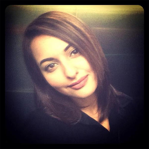 Check out: Sonakshi Sinha’s short hair do