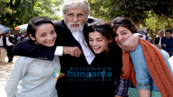 Amitabh Bachchan,Tapsee Pannu,Kirti Kulhari