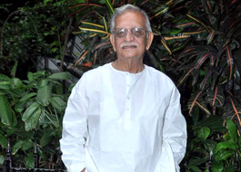 Gulzar accepts the Tagore Chair at Panjab University
