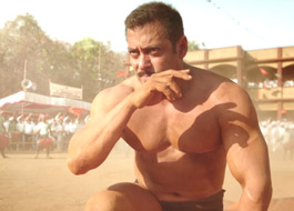 Salman Khan’s Sultan to have five day weekend, to release on Wednesday July 6 Salman Khan’s Sultan to have five day weekend, to release on Wednesday July 6