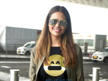 Esha Gupta goes to Bangkok to shoot for 'Commando 2'