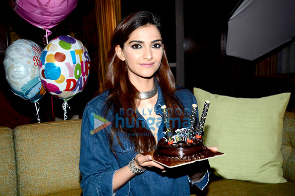 Sonam Kapoor celebrates her birthday with the media Sonam Kapoor celebrates her birthday with the media