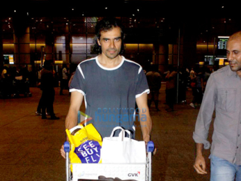 Alia Bhatt, Imtiaz Ali & Bobby Deol snapped at the interntional airport