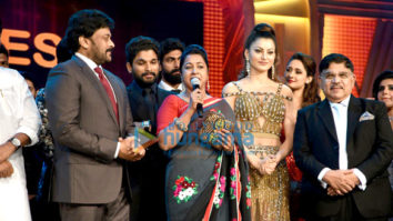 Chiranjeevi, Allu Arjun, Rana Daggubati, Chiyaan Vikram & Sayesha Saigal grace SIIMA 2016 in Singapore – Day 2