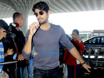 Sidharth Malhotra & Alia Bhatt depart for Delhi