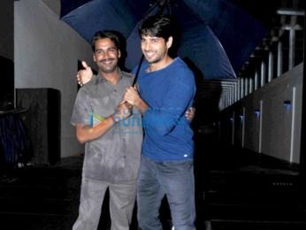 Sidharth Malhotra dines out with his close friends at Hakkasan