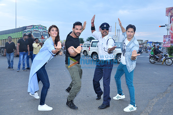 Team ‘Dishoom’ meets the moonwalking cop in Indore Team ‘Dishoom’ meets the moonwalking cop in Indore