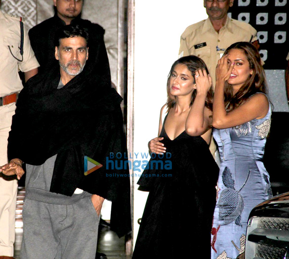 Cast & crew of ‘Rustom’ returns from Delhi promotions Cast & crew of ‘Rustom’ returns from Delhi promotions