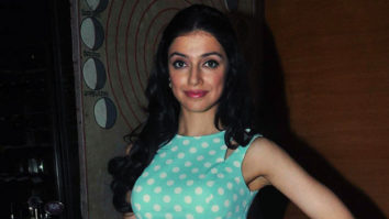 Divya Khosla Kumar Wishes Good Luck To The Team Genius