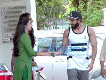 Ranveer Singh snapped post darshan at Sanjay Leela Bhansali's Ganesha