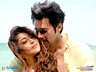 Movie Wallpapers Of The Movie Saansein - The Last Breath